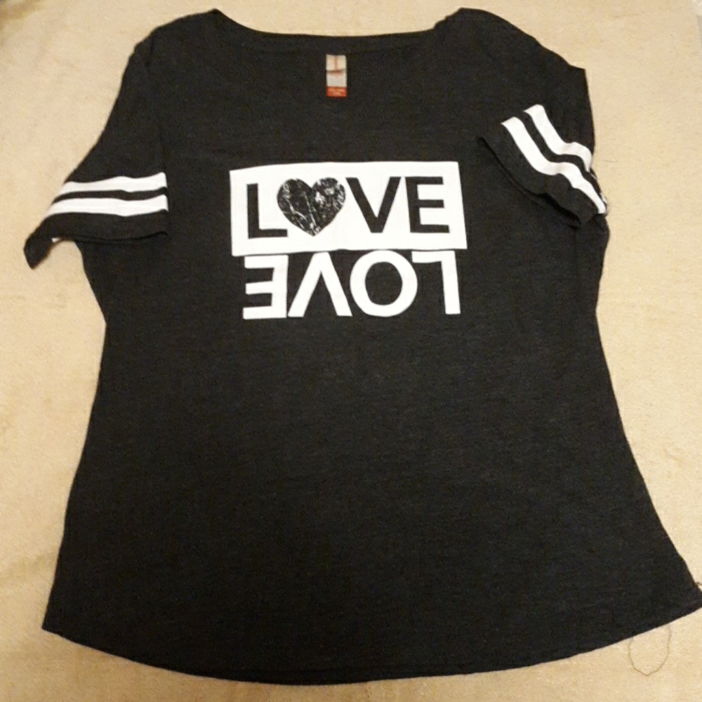 Tshirt💚5/$25💚